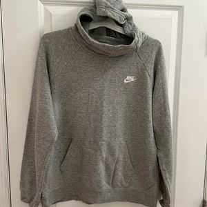 Woman's Nike Hooded Sweatshirt & Matching Joggers